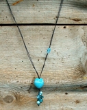 Collier "Bleu en Lumbang"